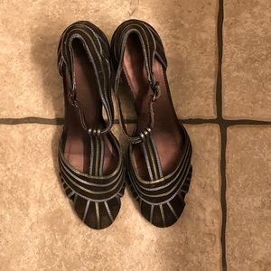 Anthropologie Farylrobin brown heels